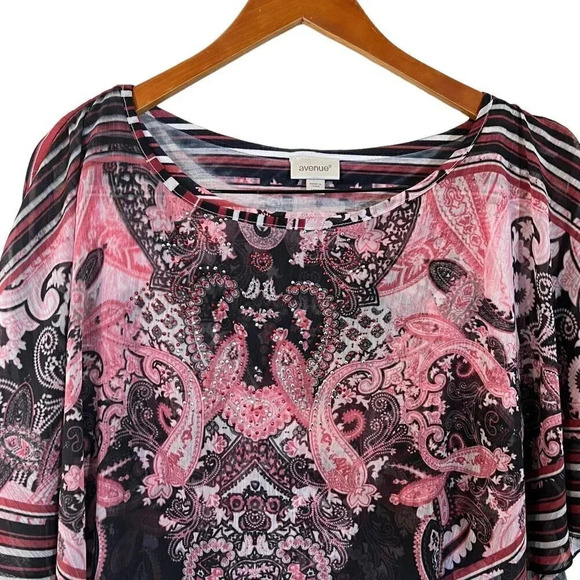 Avenue Blouse Size 14/16 Rhinestone Studded Flared Sleeves Layered Paisley Top - Picture 3 of 8